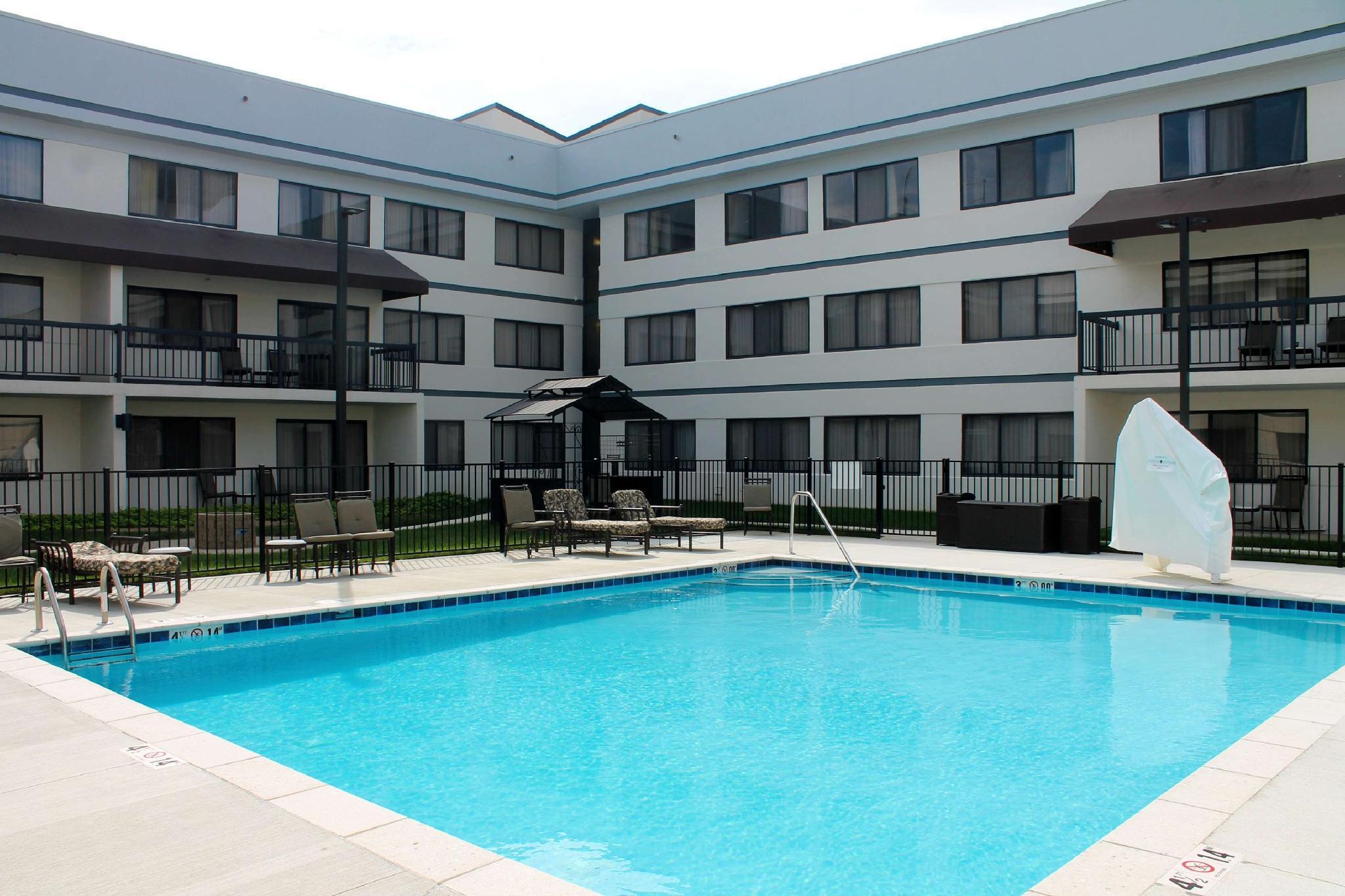 Doubletree Suites By Hilton Dayton/Miamisburg Exterior photo